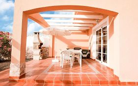 Majestic Holiday Home In Caleta De Fuste With Swimming Pool